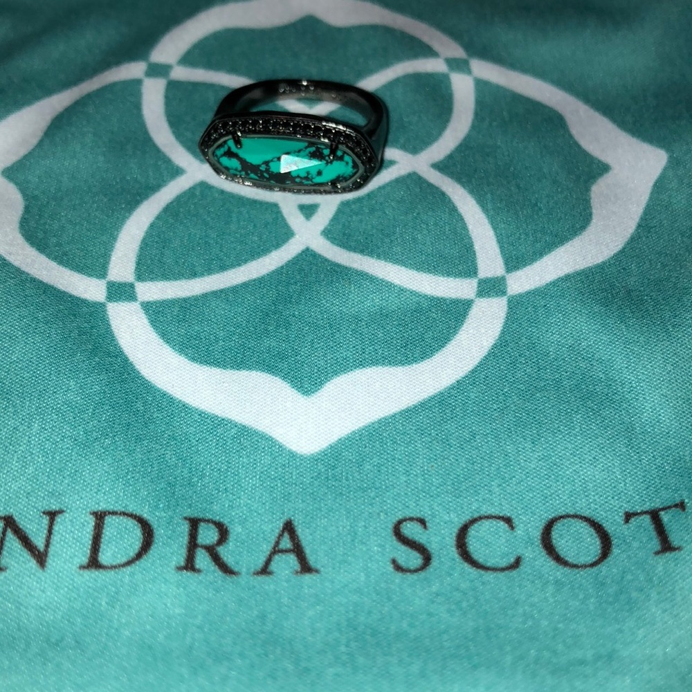 Kendra Scott teal magnesite ring size 7
